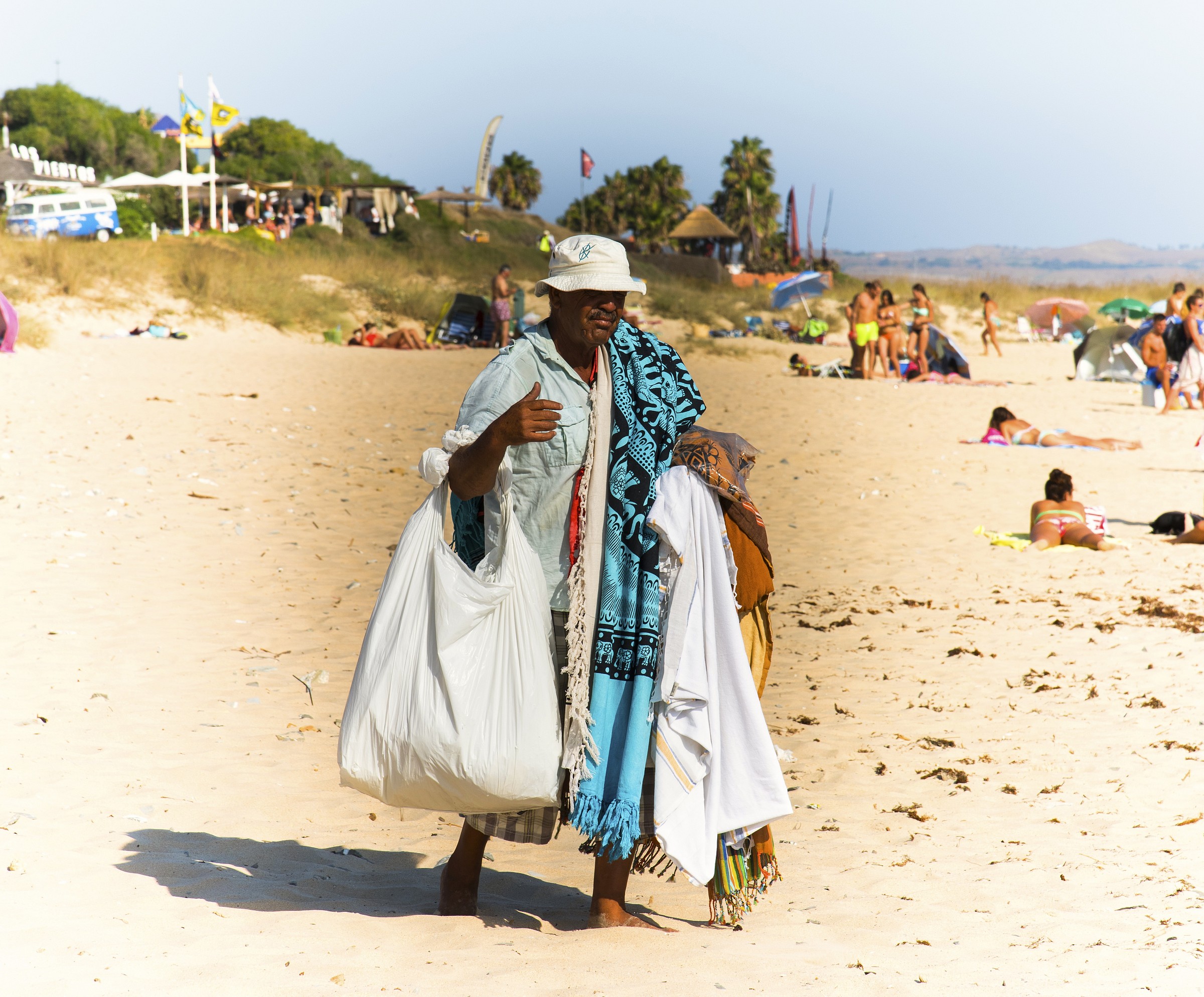 Vù Cumprà - Cadiz - Spagna