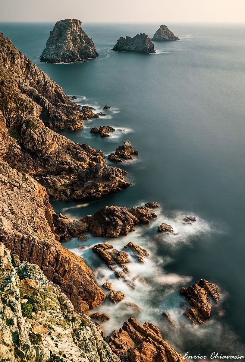 The ocean caresses the cliff Penhir