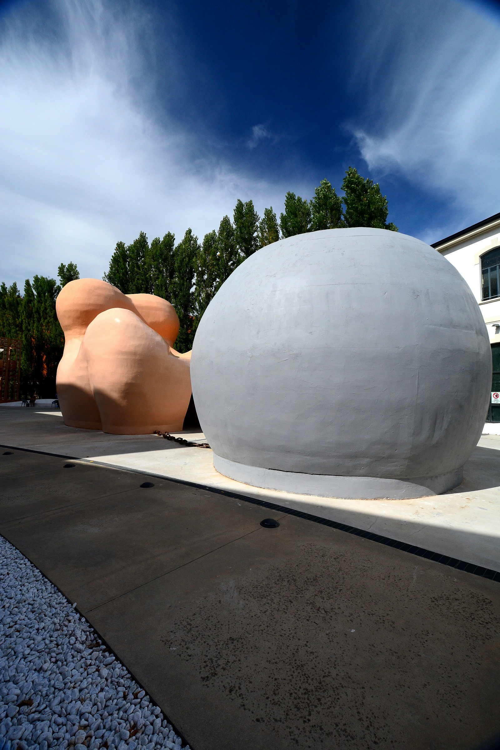 The "woman chair," Roma, Maxxi