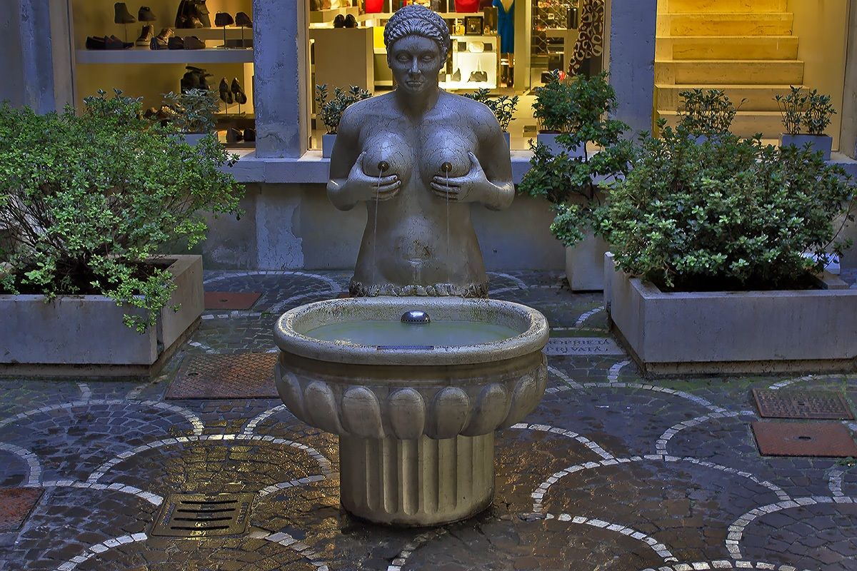 Fountain of tits, Treviso