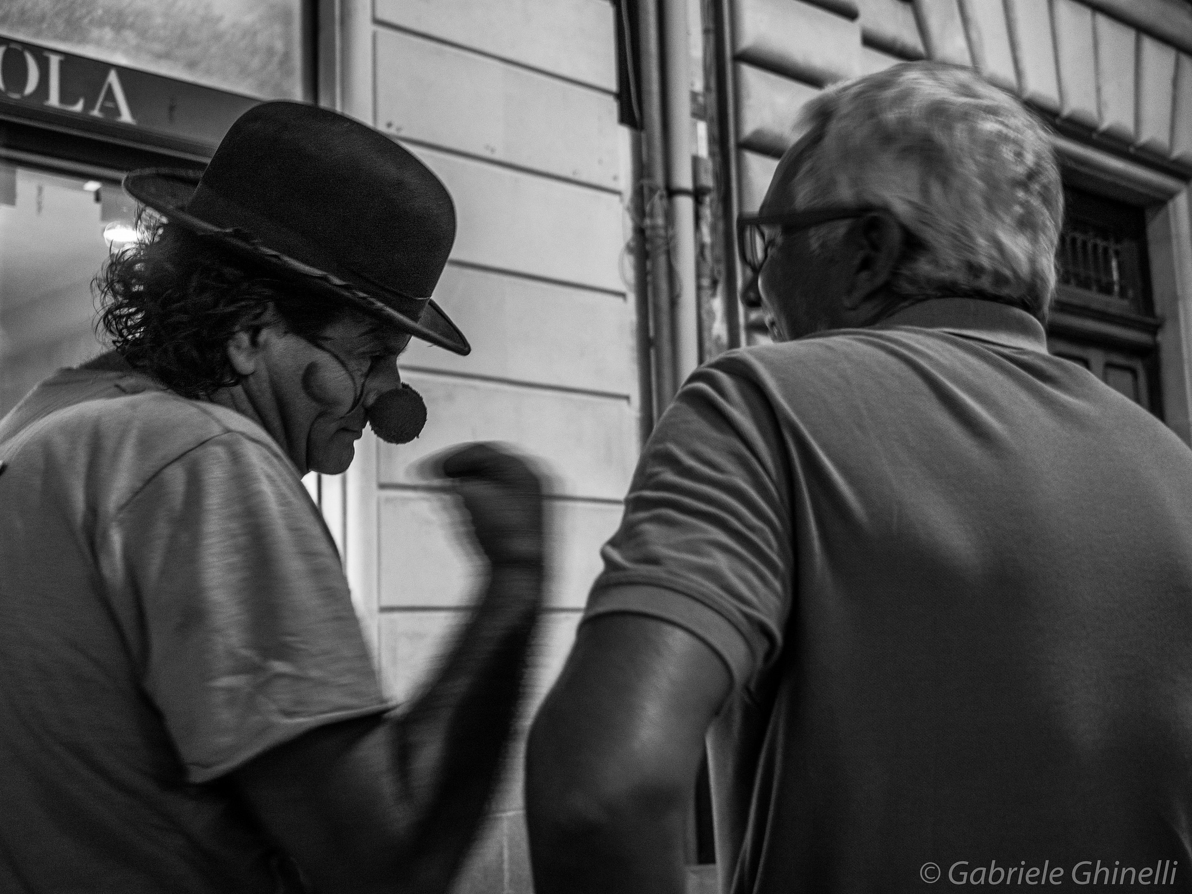 Dai retta a me che sono una persona seria...