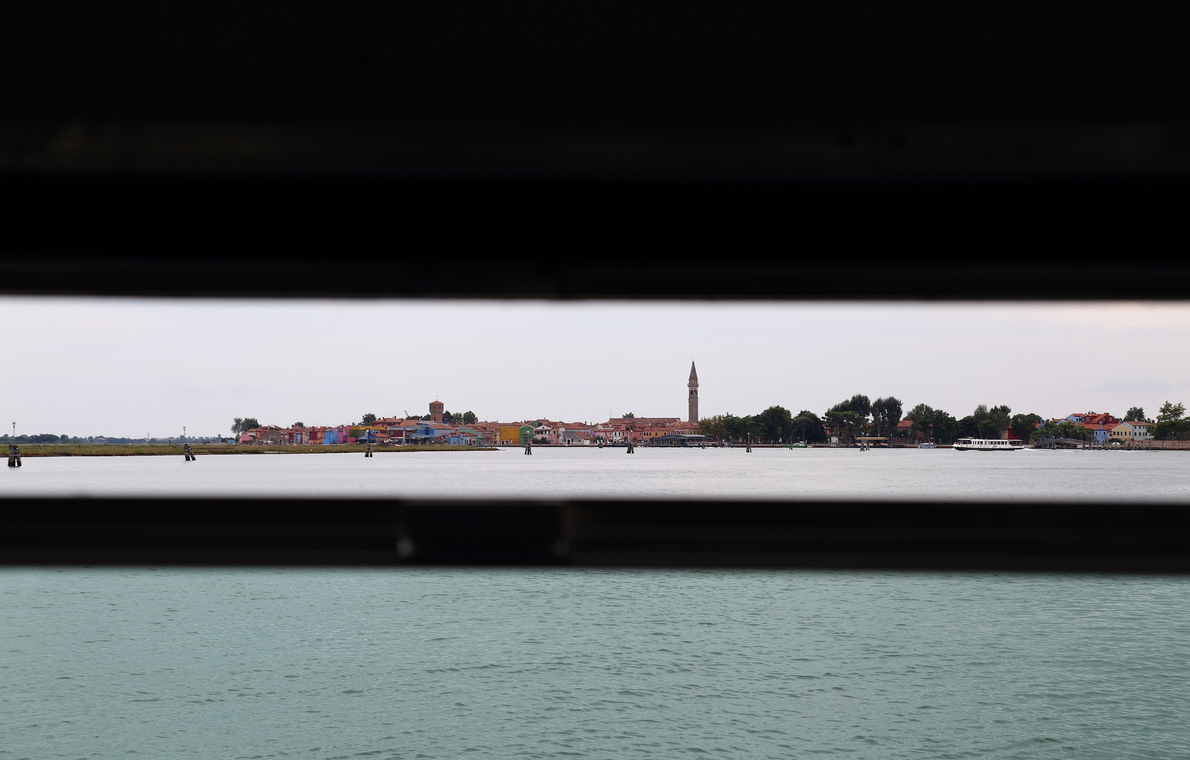 Burano dalla fessura