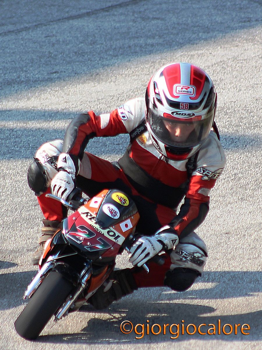 27 piccoli piloti crescono