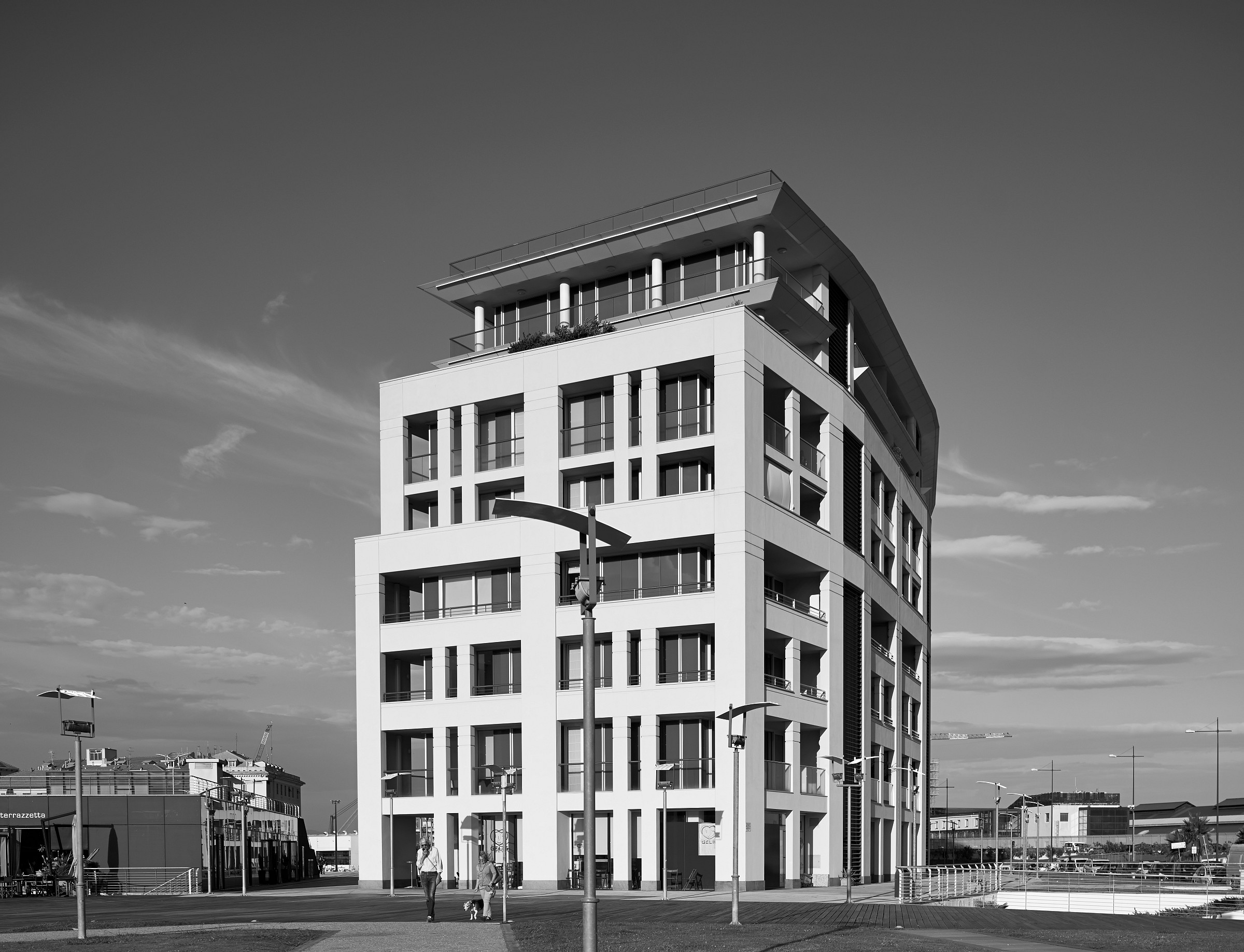 Complesso del Crescent a Savona - Sony A7r - 2 - B&W