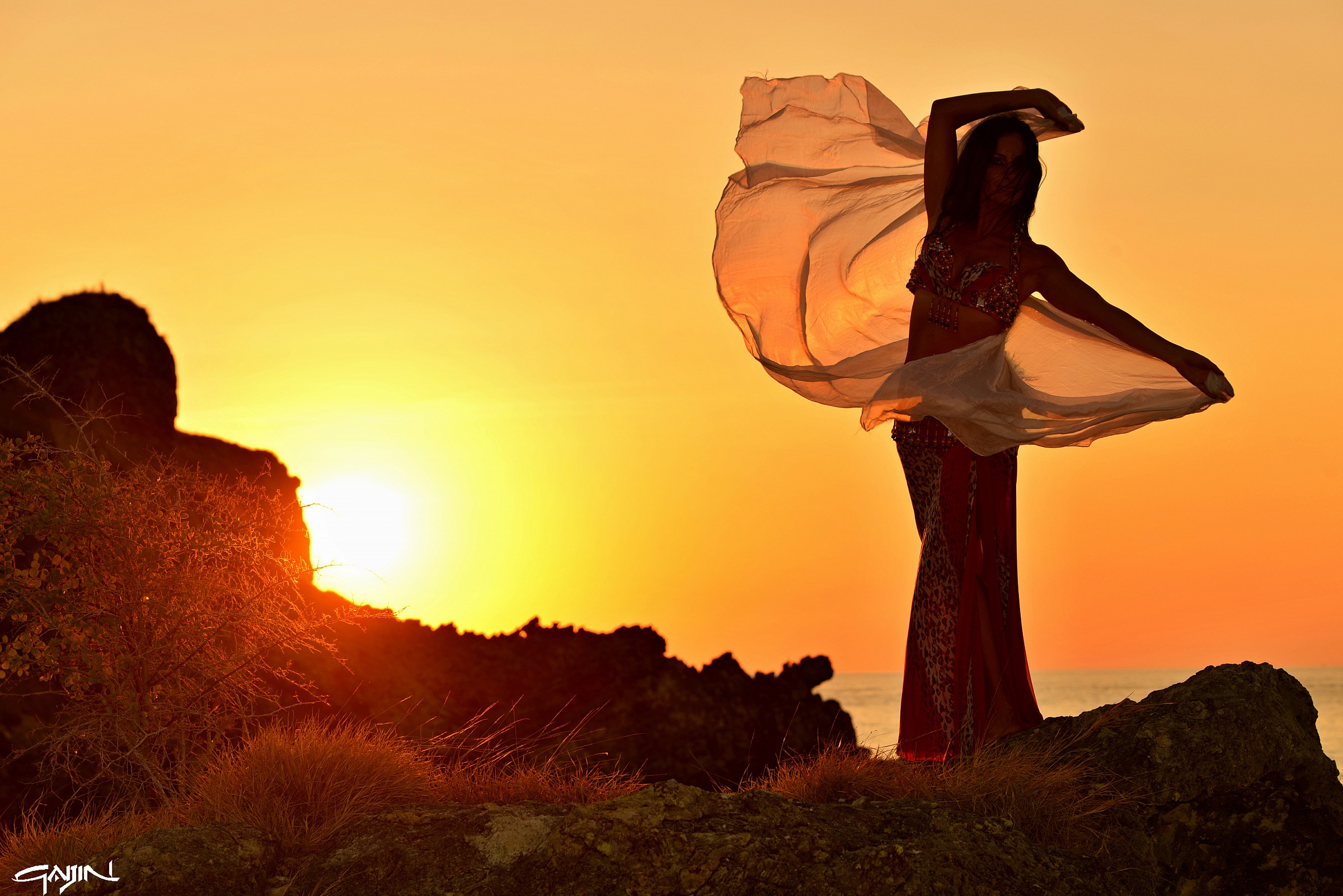 Sara Bellydancer - Indonesia