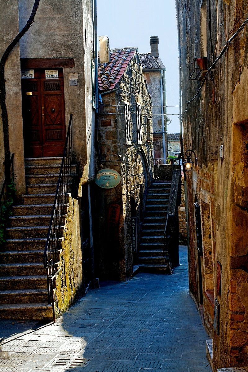 Pitigliano