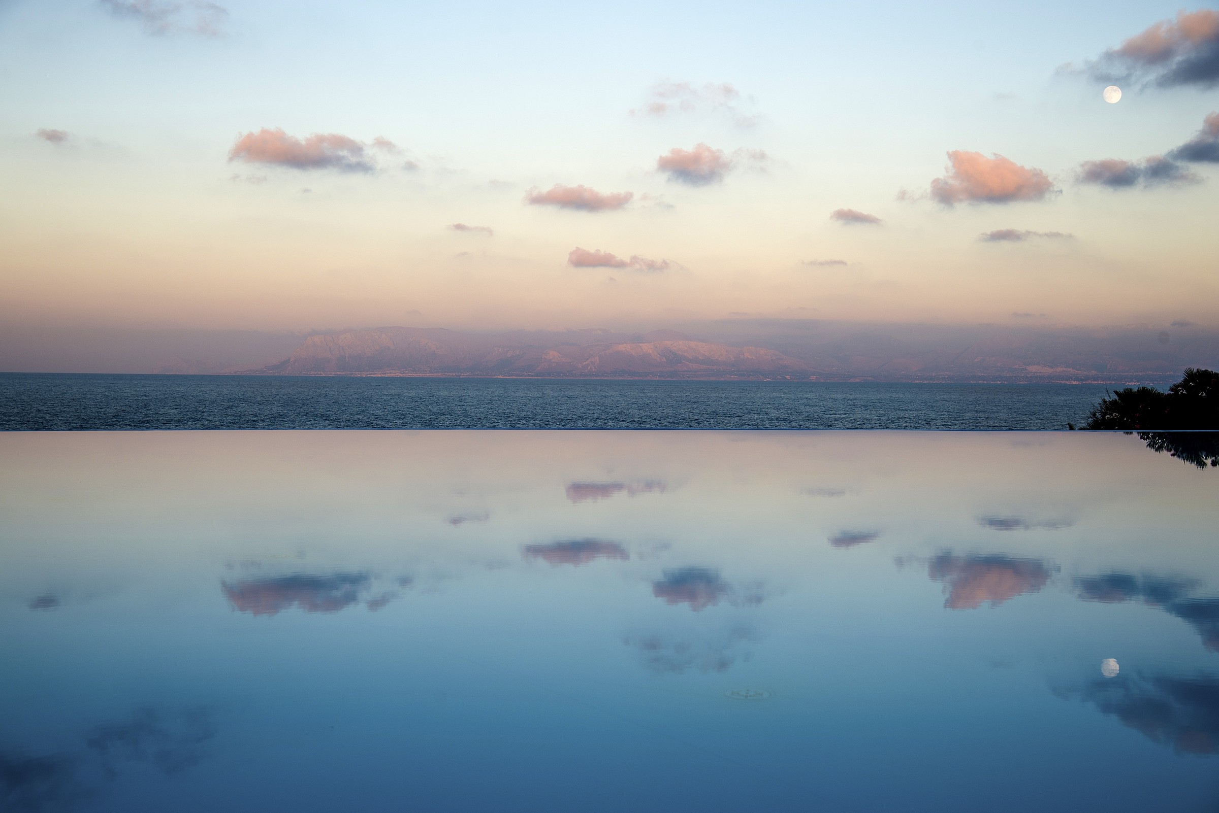 Tramonto a Calampiso - Bordo piscina