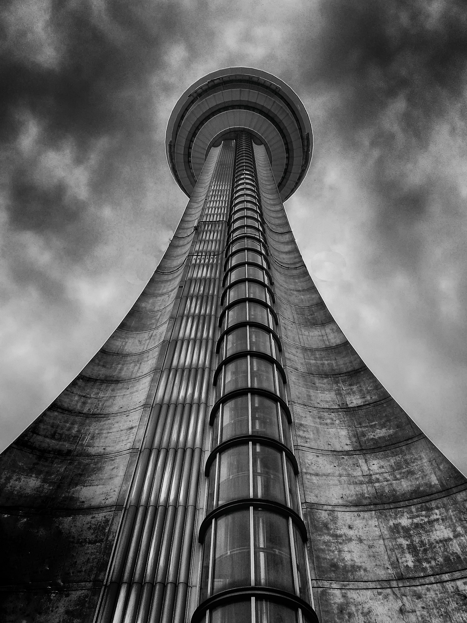 Concrete Tower (185 m)