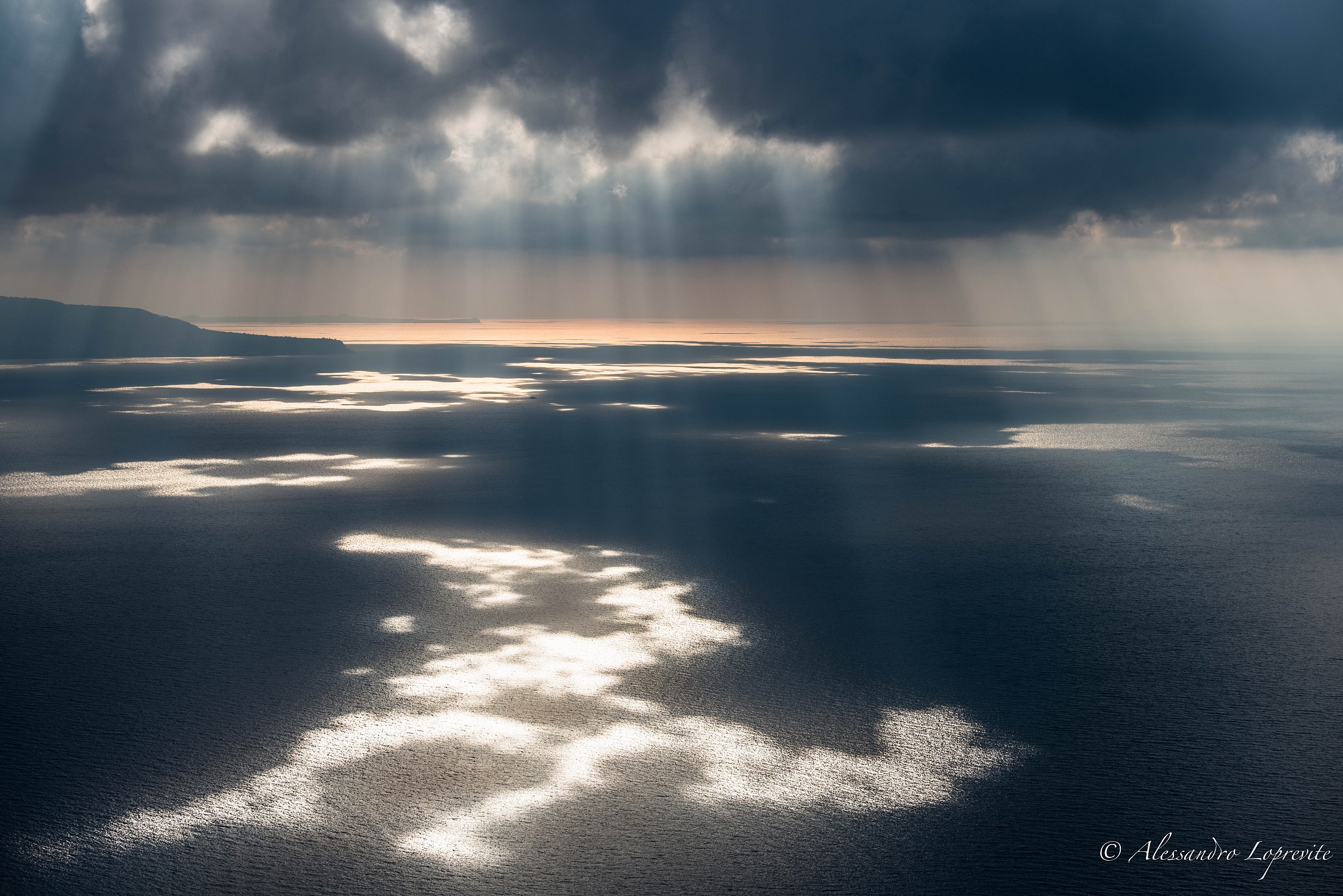 Il sole vorrebbe tuffarsi nel mare