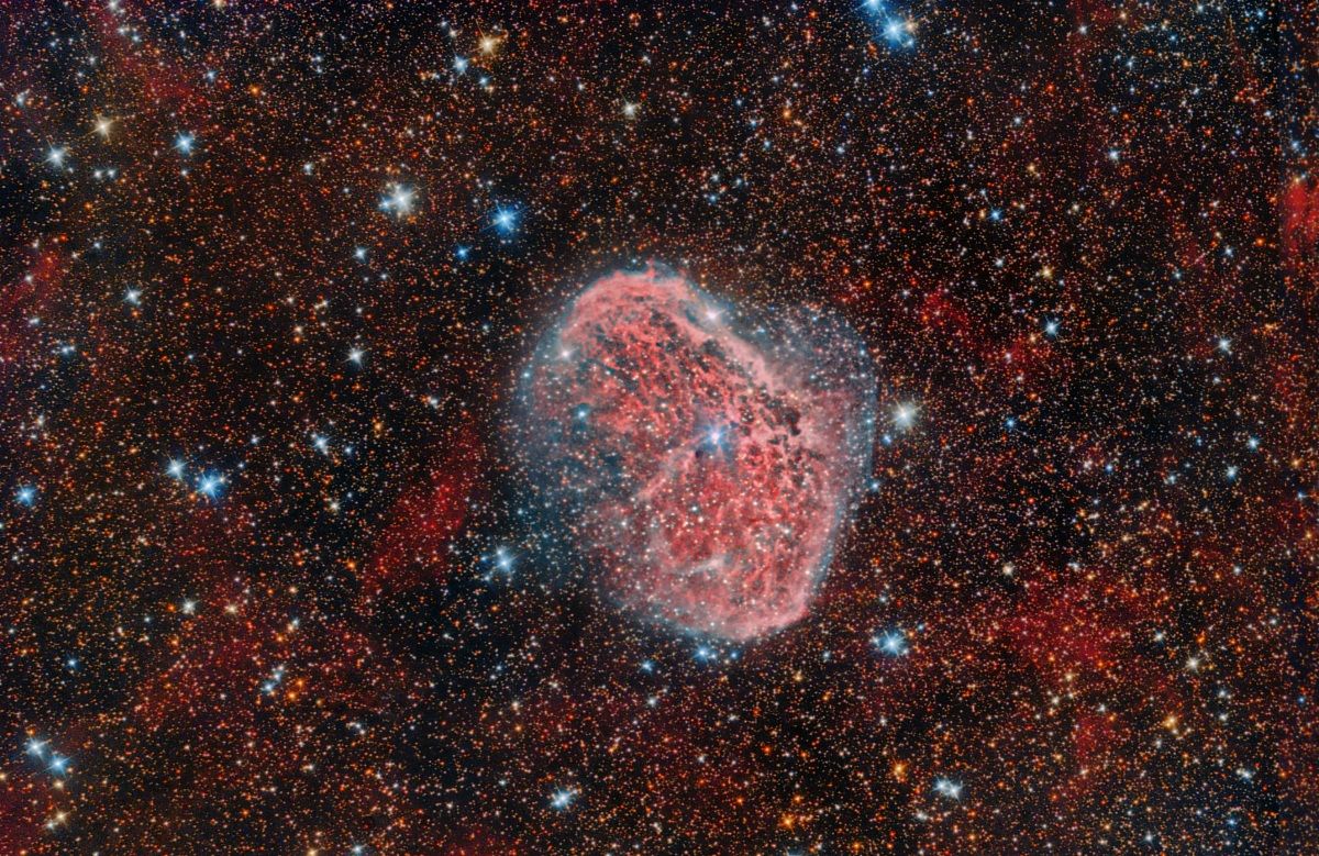 Crescent Nebula