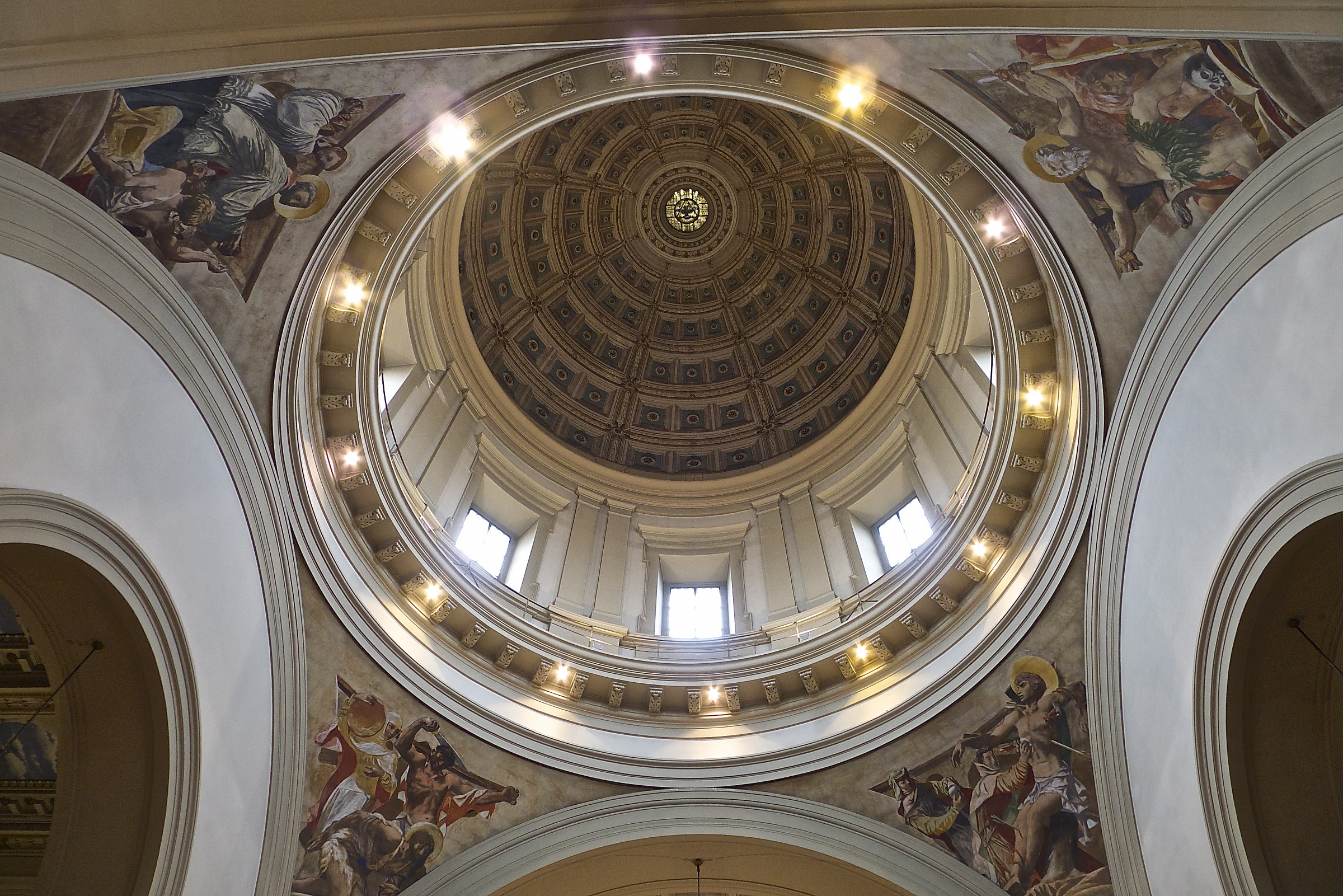 cupola interno chiesa n4