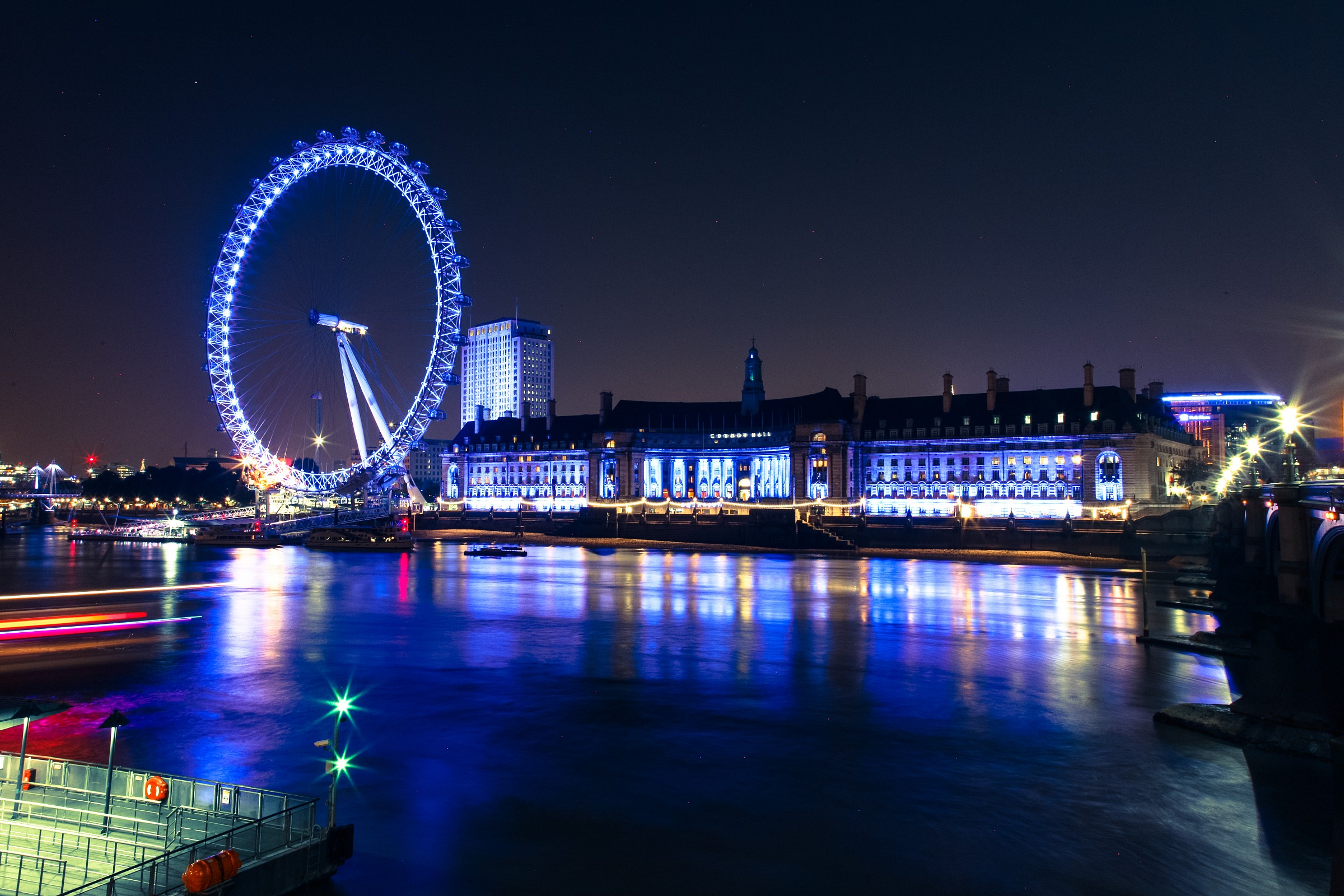 London Eye by night