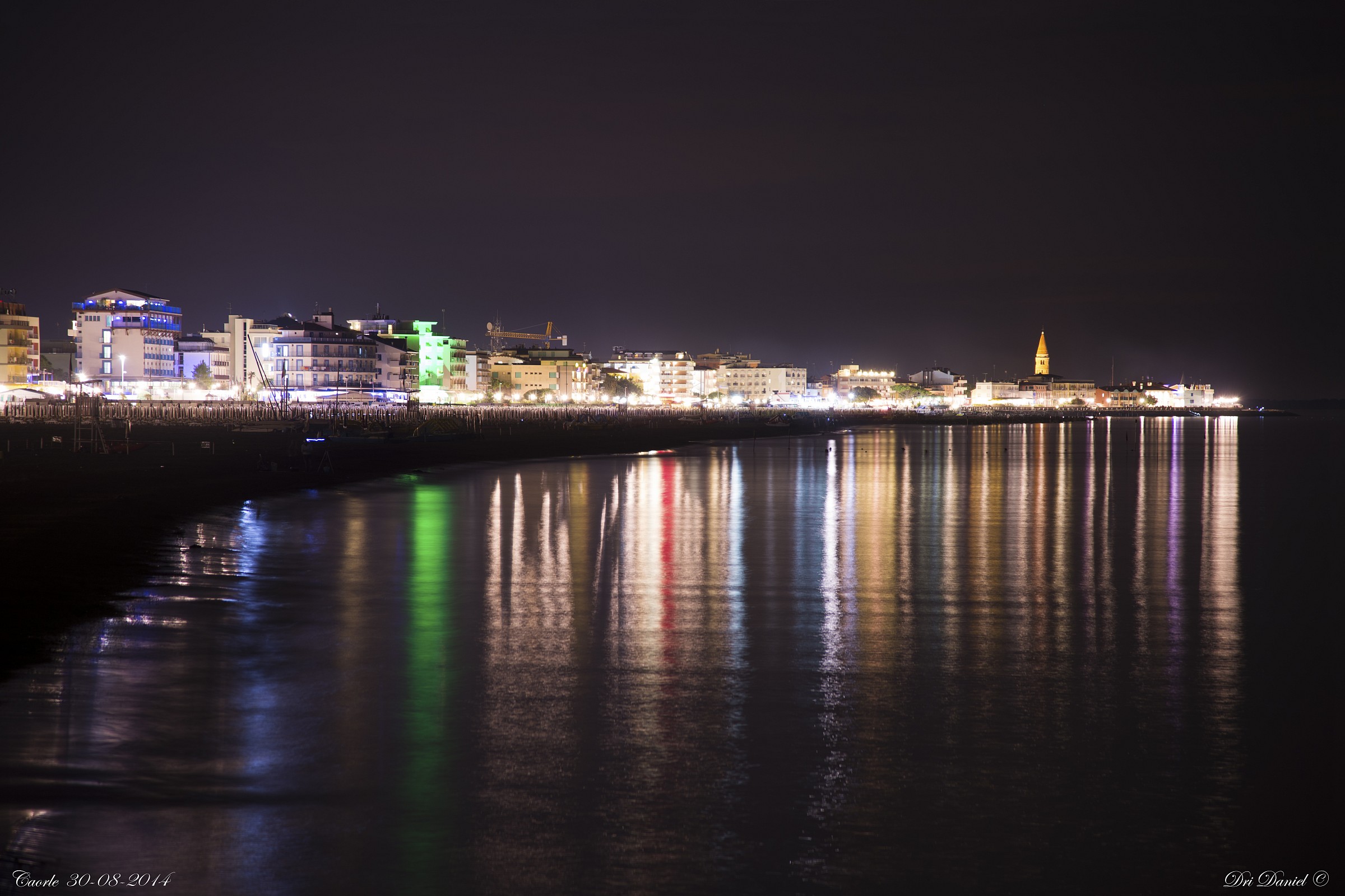 Riflessi italiani - Caorle dal pontile