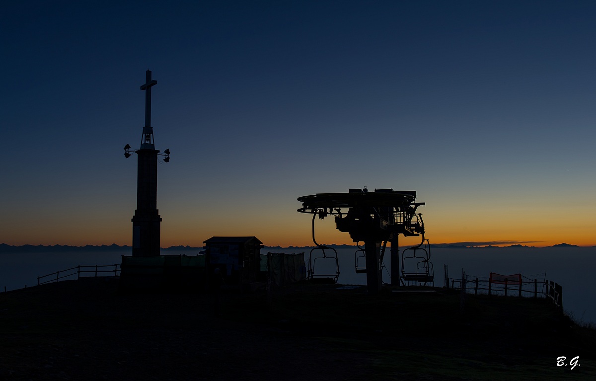 Moments before sunrise - Mottarone