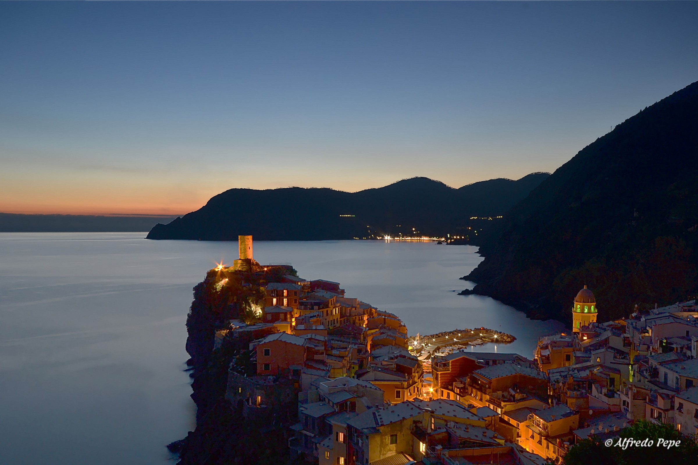 Last lights of Vernazza
