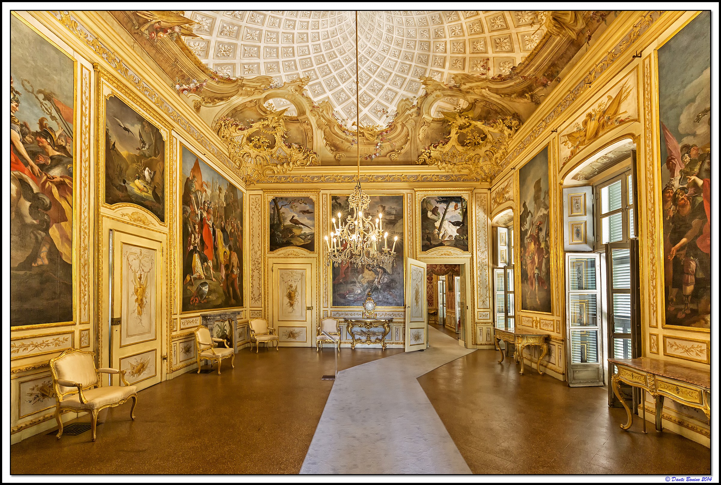 Apartment Dukes of Chablais, Foyer