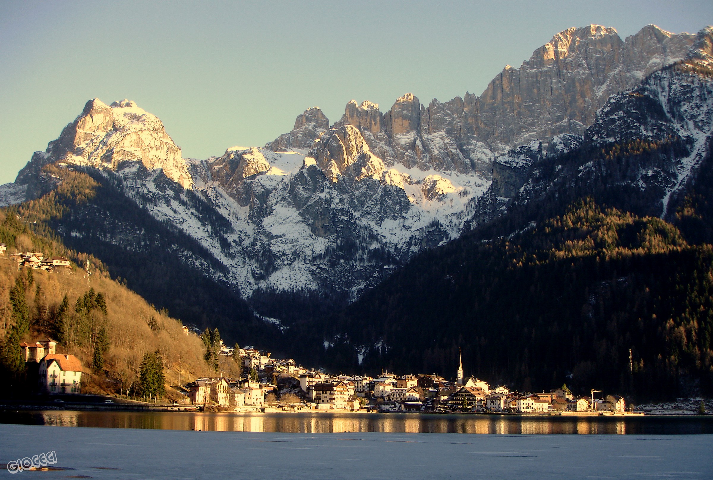 Alleghe (BL) in the background M.Civetta