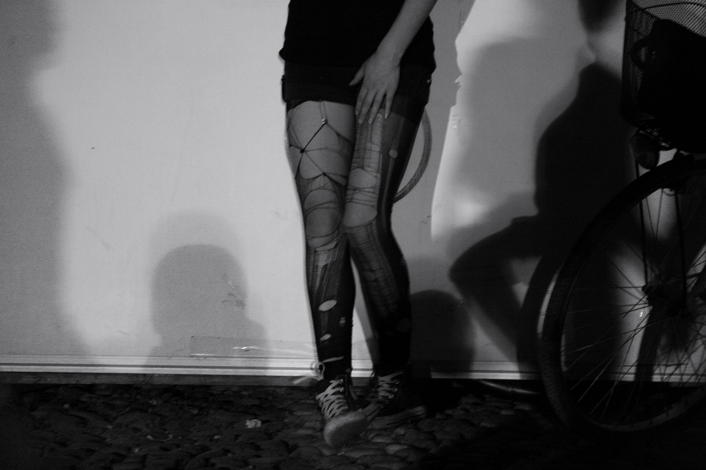 le indossava, ma con pudore