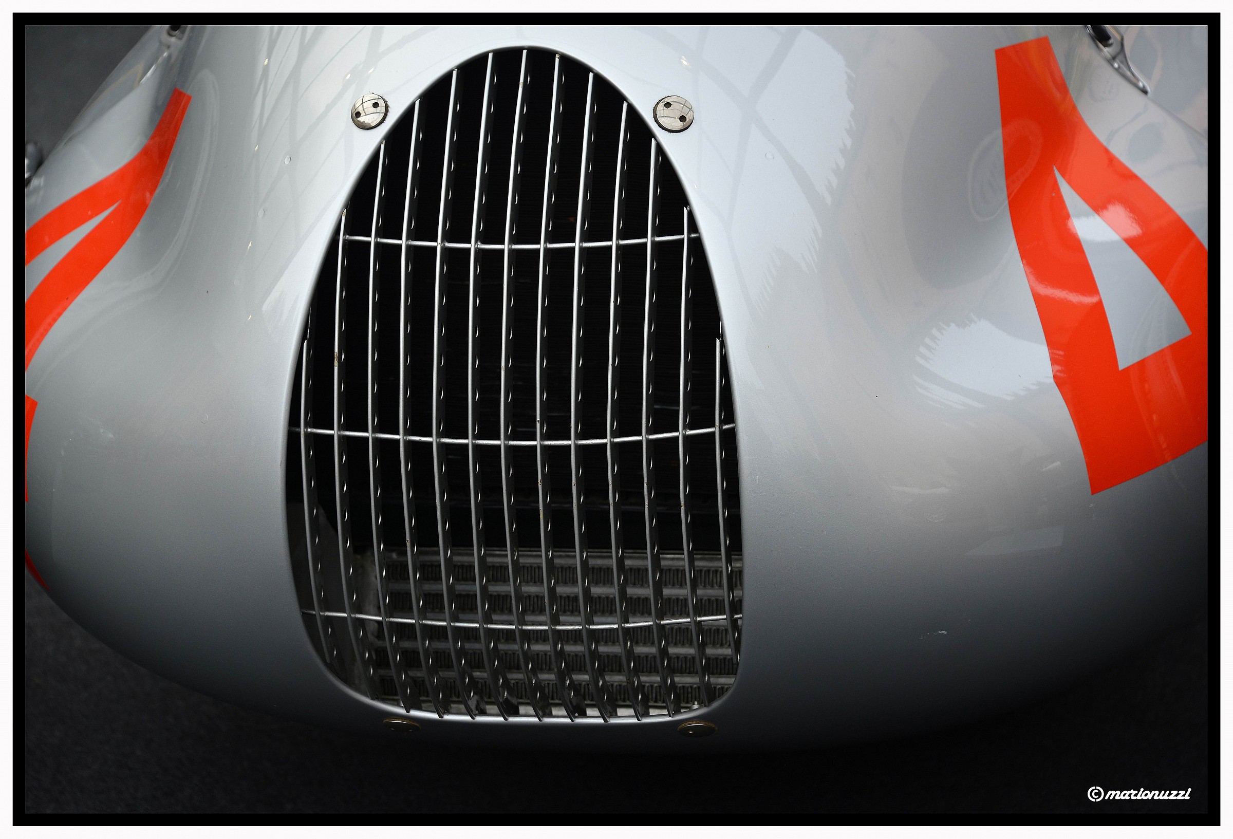 Audi 2  (Auto Union D 1938 420Cv guidata da Nuvolari)