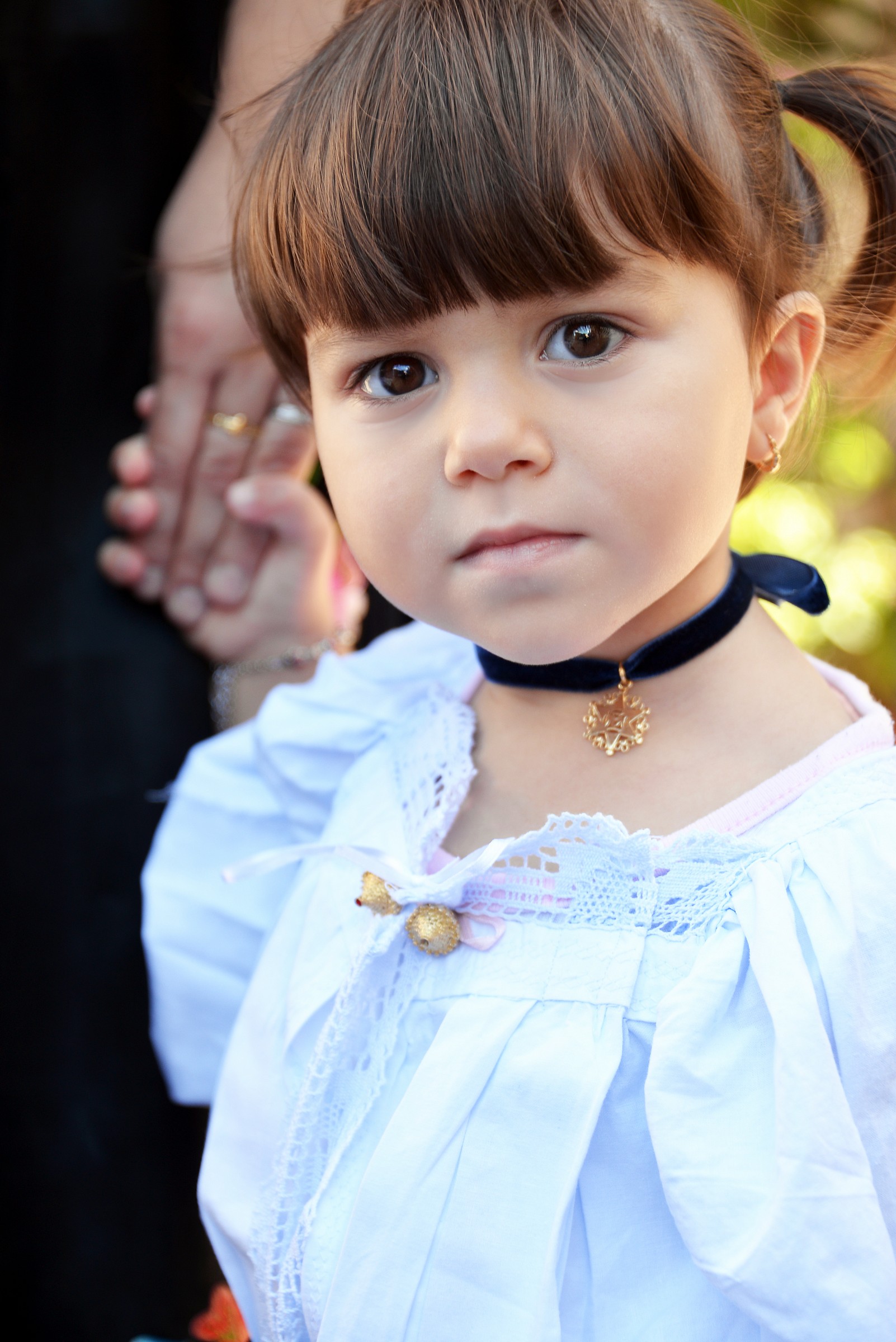 Piccola ti tengo io per la mano...