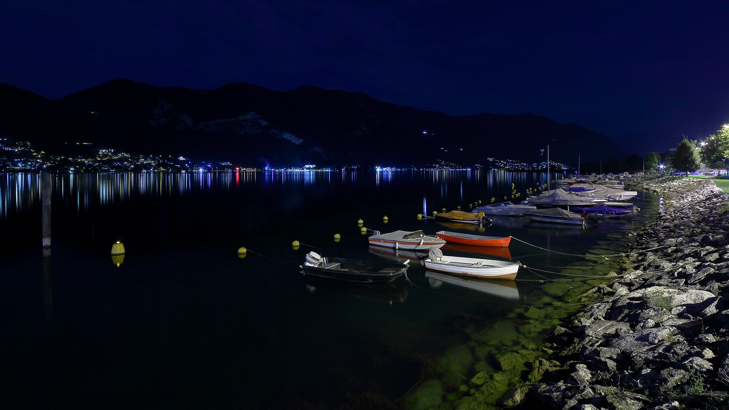 At the port of Paratico