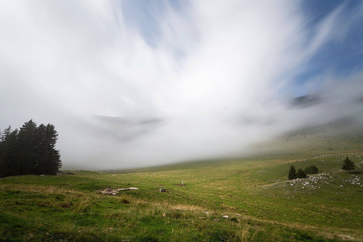 Come nebbia leggera....