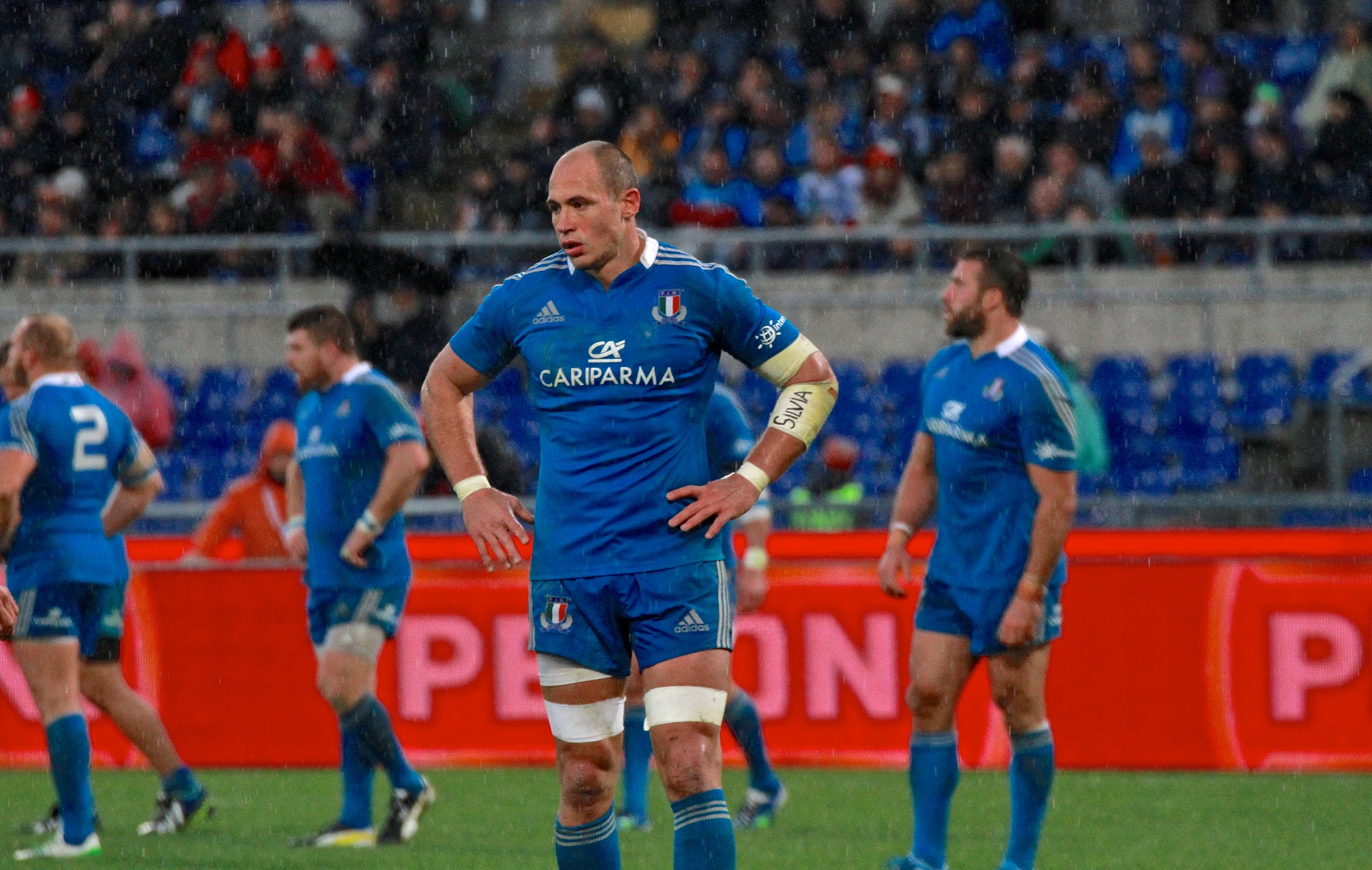 Rugby a Roma sotto il diluvio