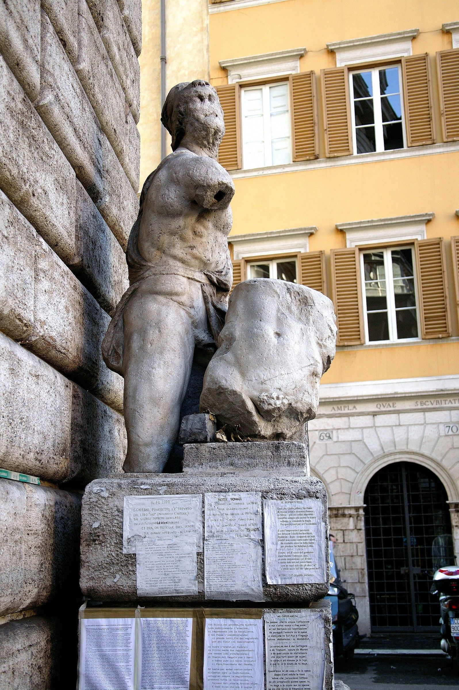 Roma, Statua di Pasquino