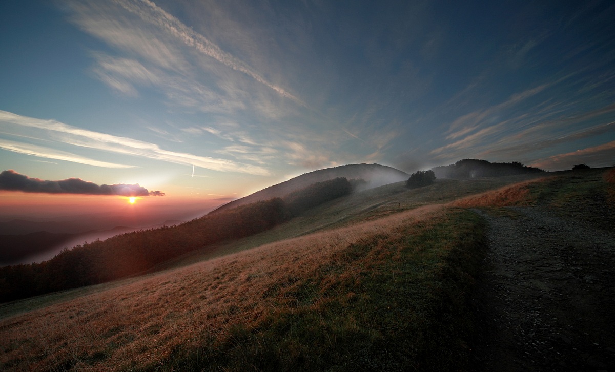 Alba dai prati della burraia
