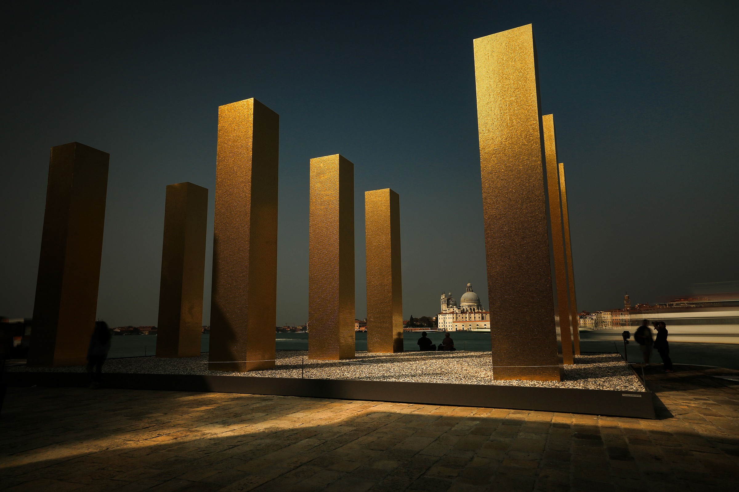 Nove colonne d'oro a San Giorgio Venezia