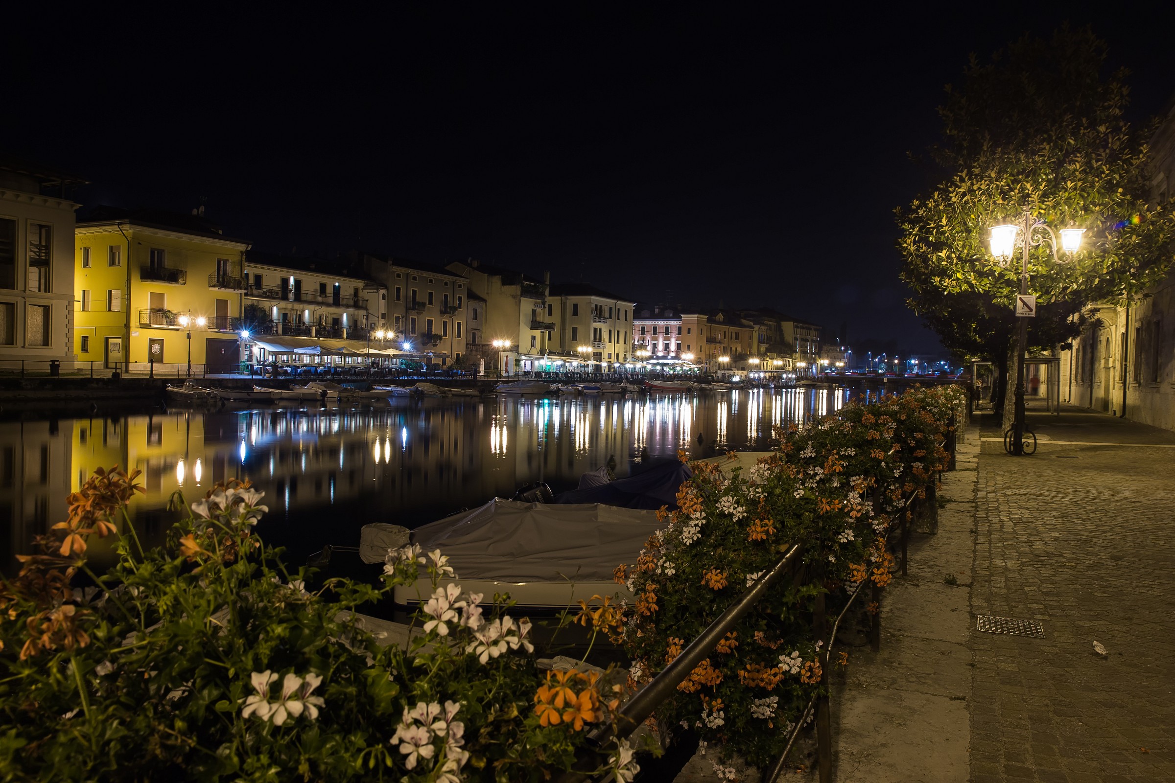 Serata a Peschiera del garda