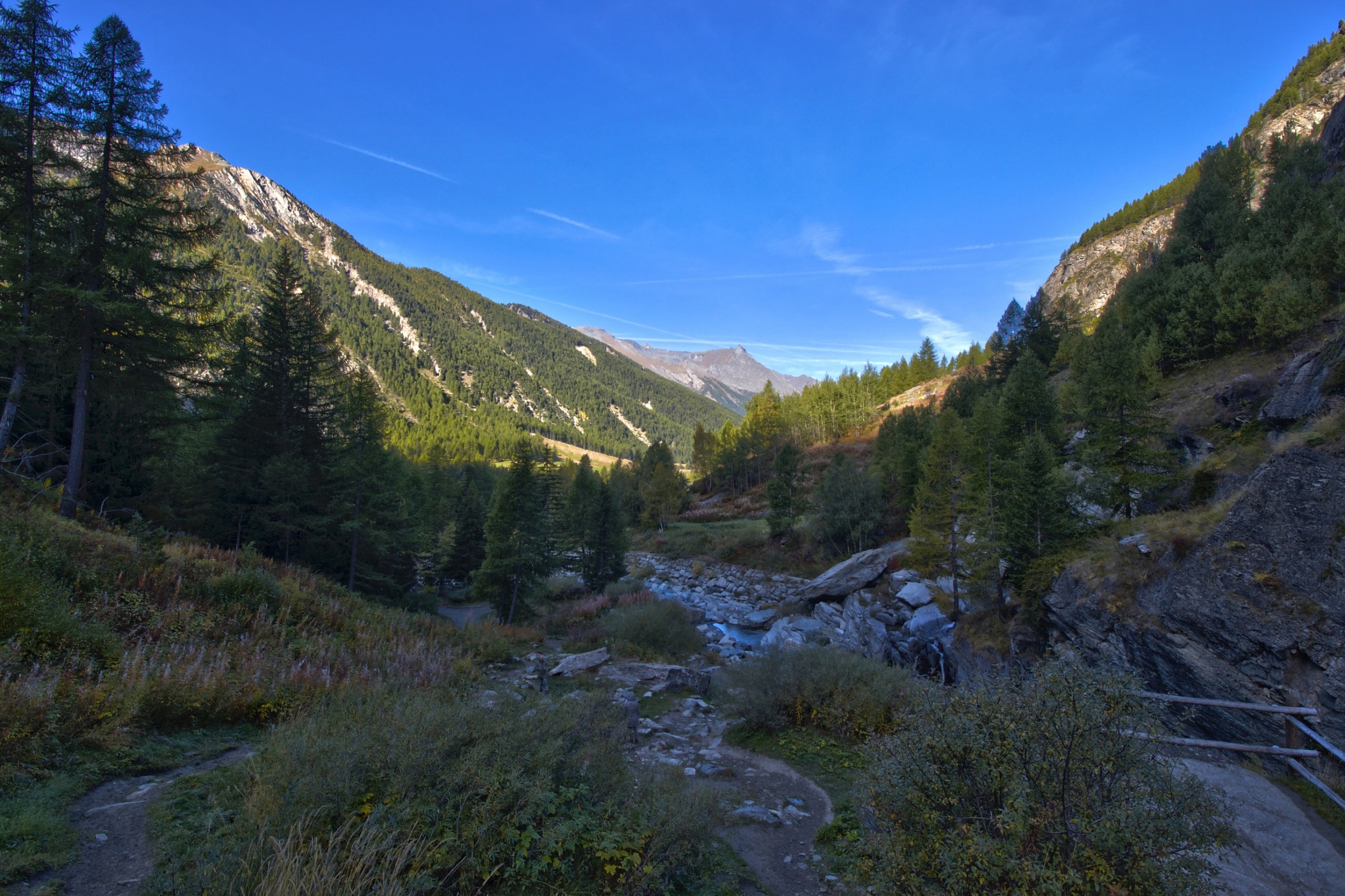 Scorcio del Gran Paradiso vicino Lillaz