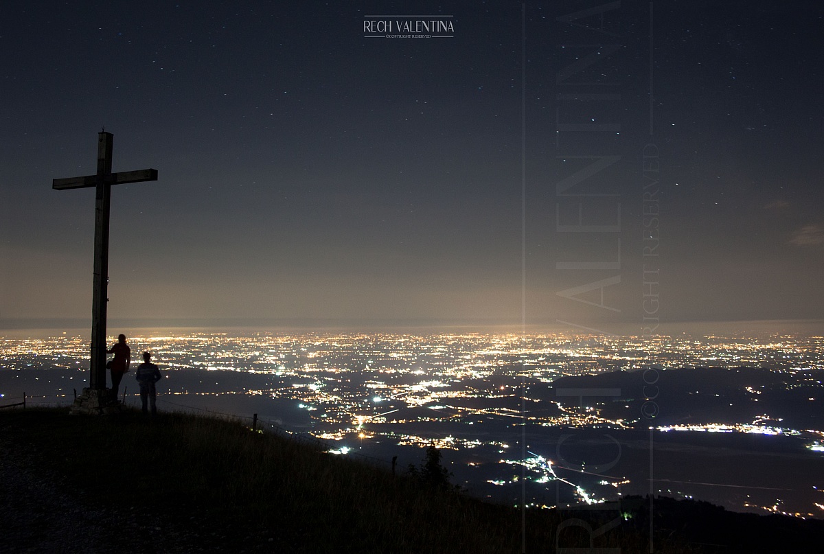 lo spettacolo dal monte Cesen