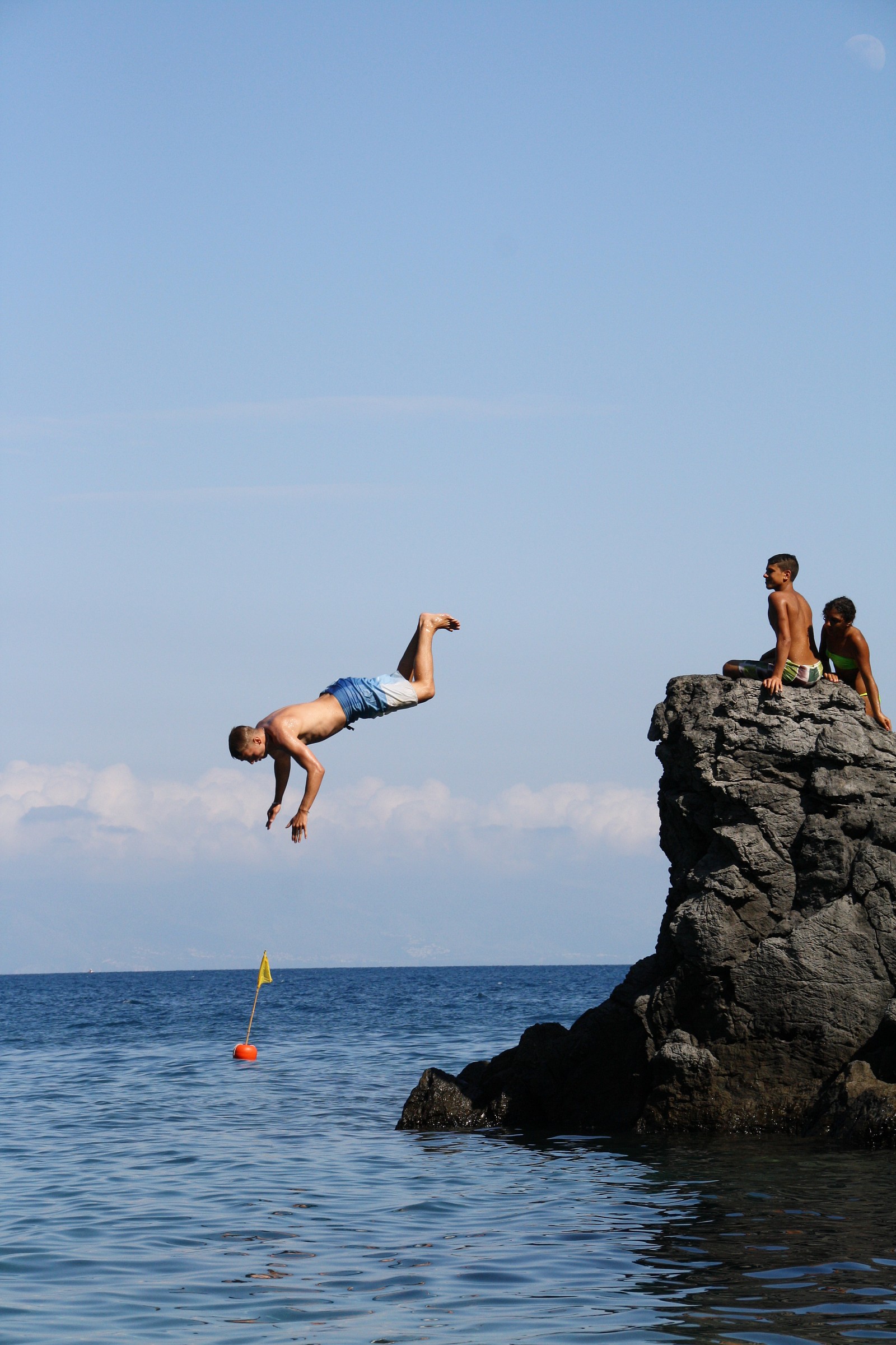 Arriverà in acqua o sulla boa?