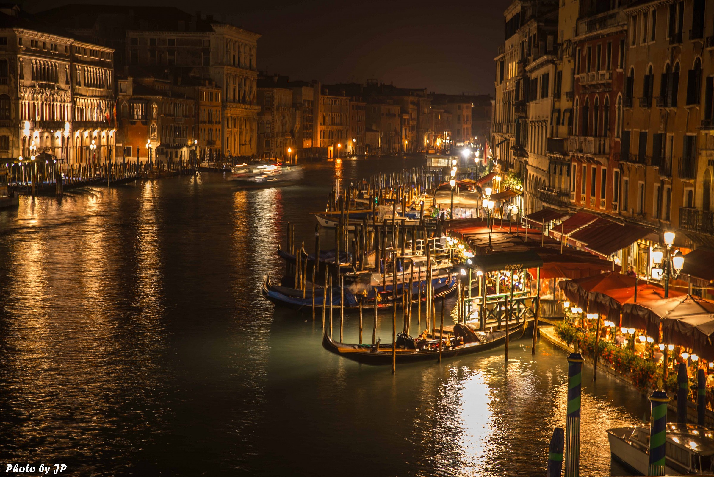 Veduta sul Canal grande dal ponte di Rialto
