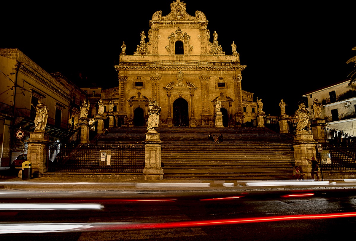 Modica by night