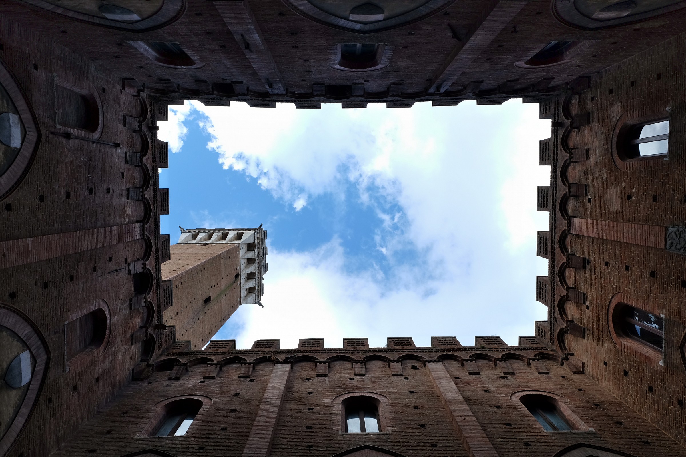 La torre di Palazzo pubblico di siena