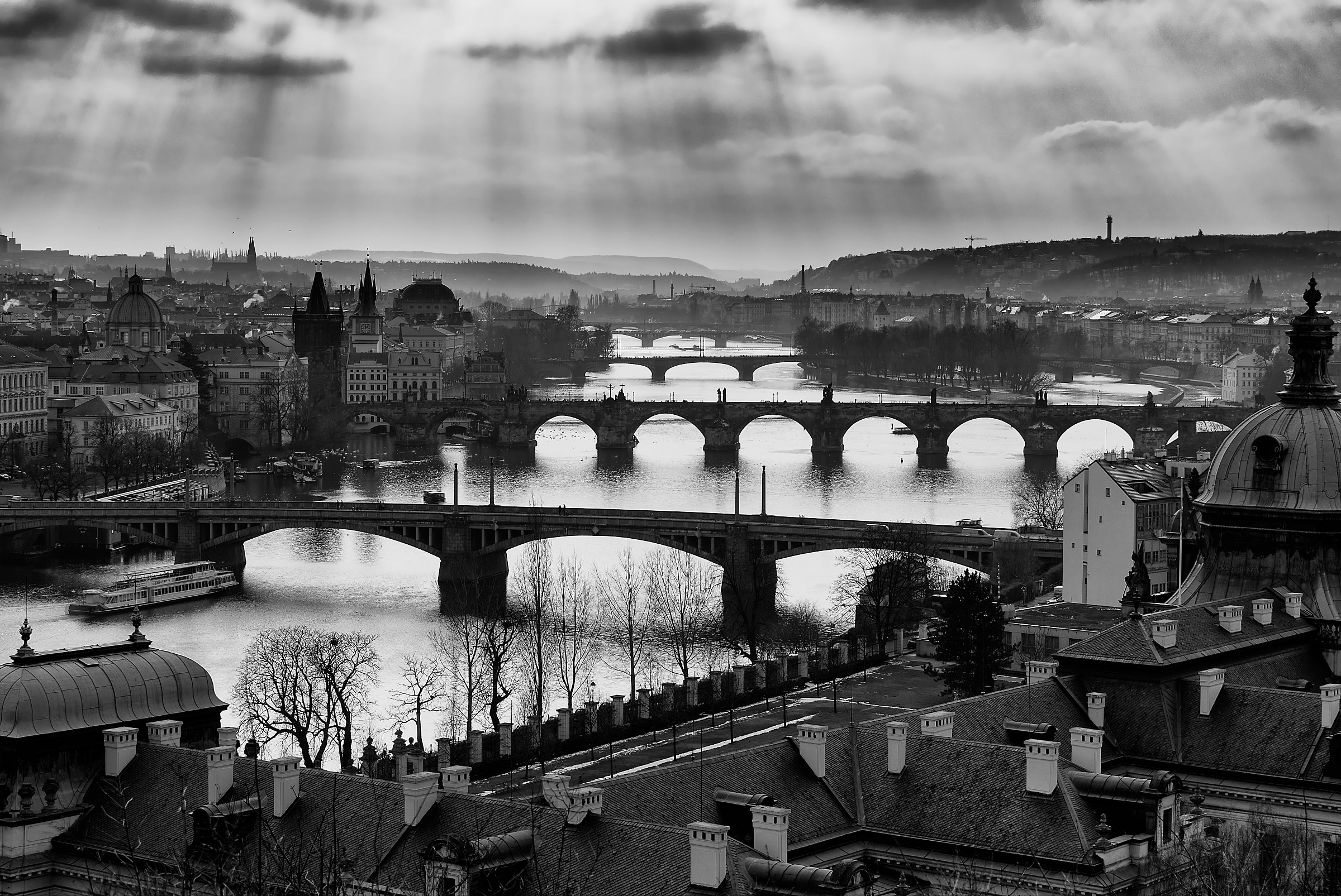 A sunny day in Prague #BN