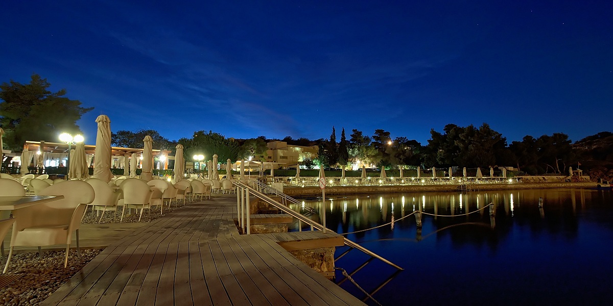 Lago di Vouliagmeni Atene ~ ~ Grecia