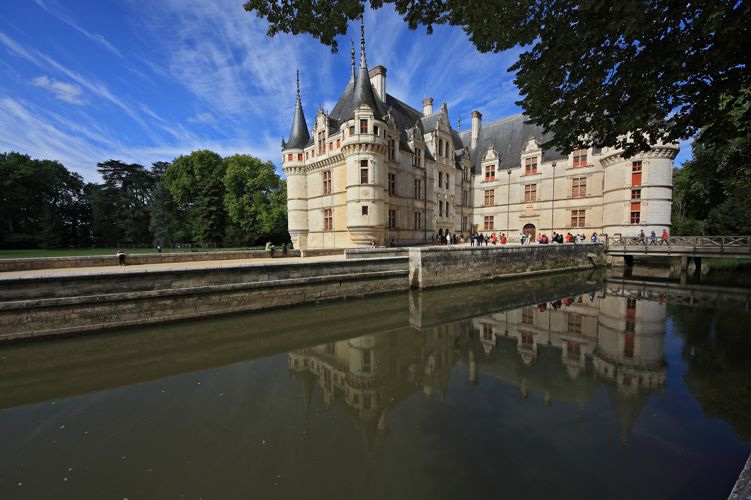 Chateau Azay Le Rideau - Reflections