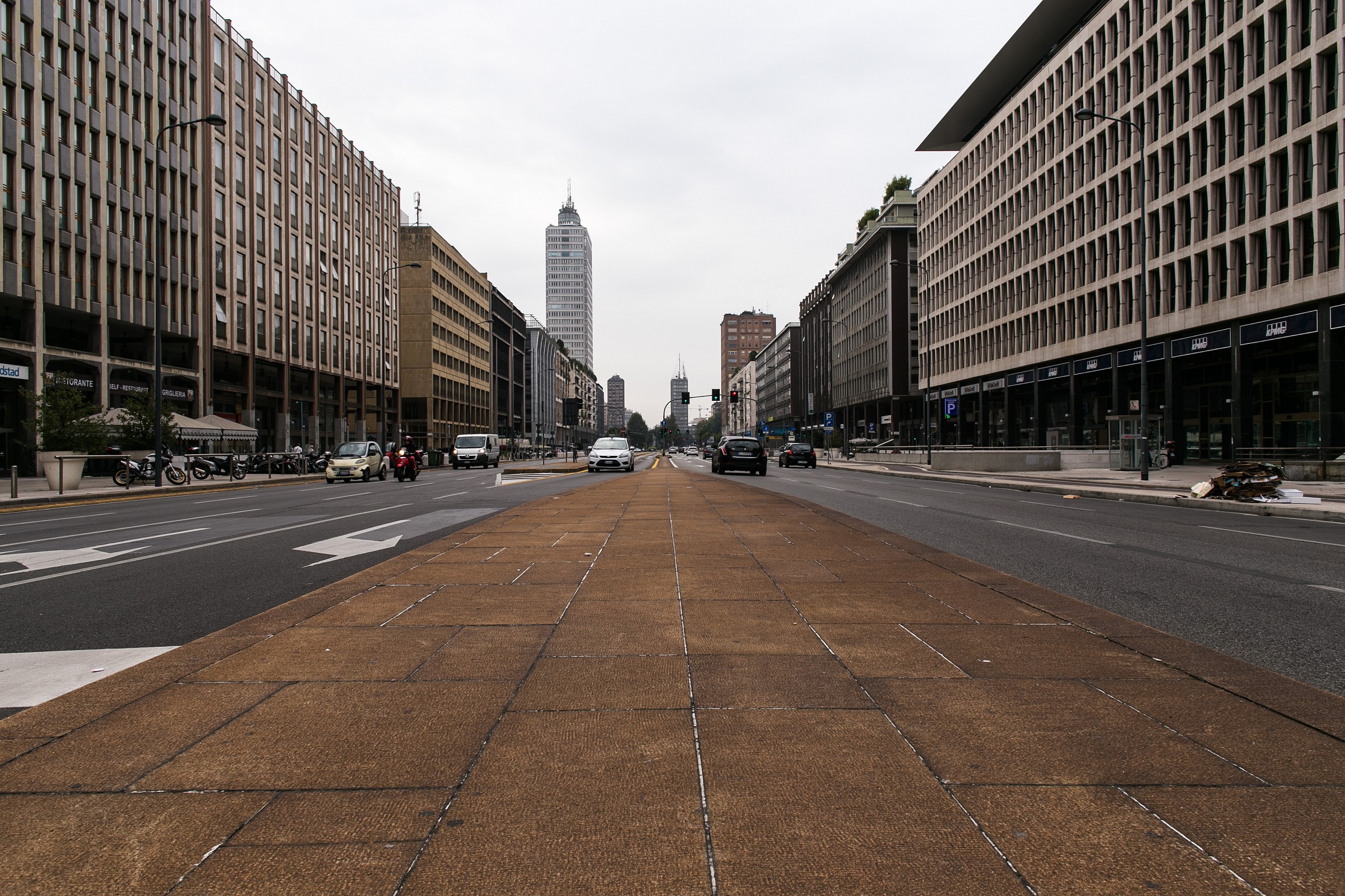 Milano - Via Vittor Pisani