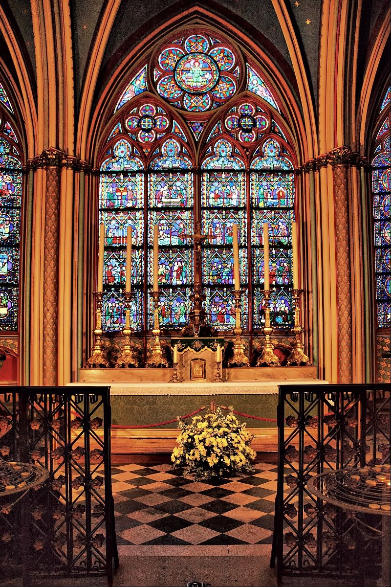 Altar of the tomb of Napoleon Les Invalides