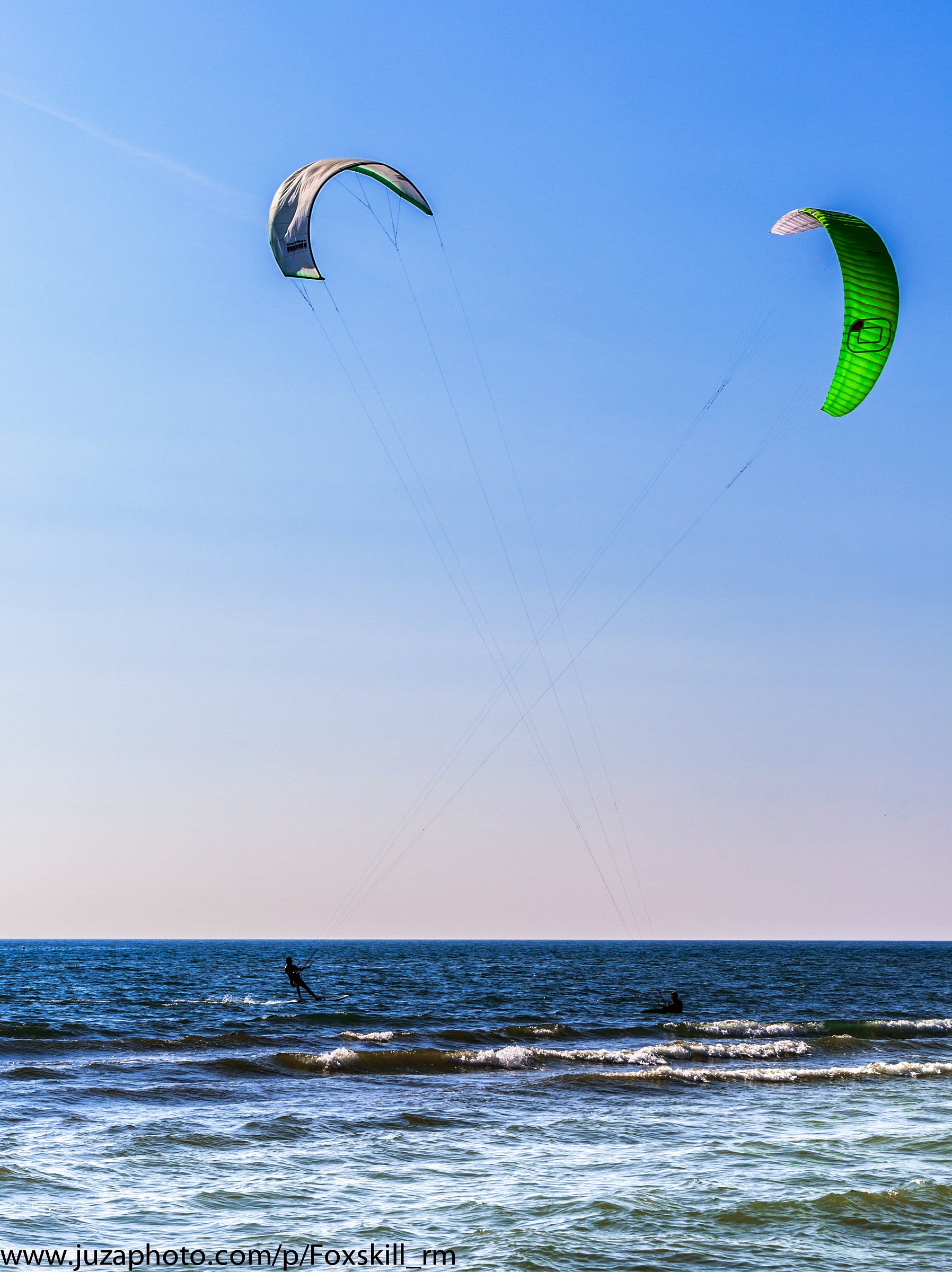 Kitesurfing