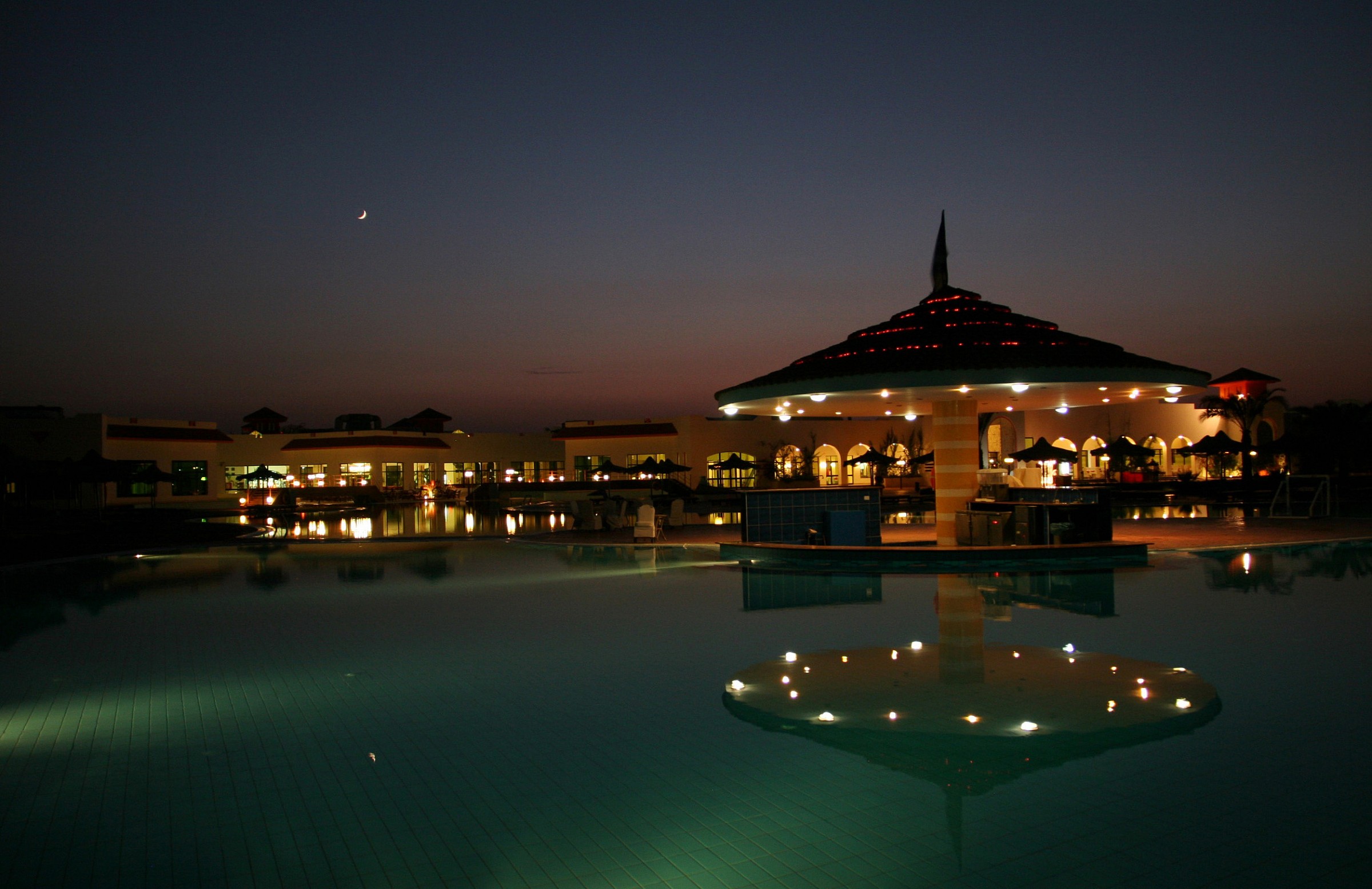 Fantazia Resort by night