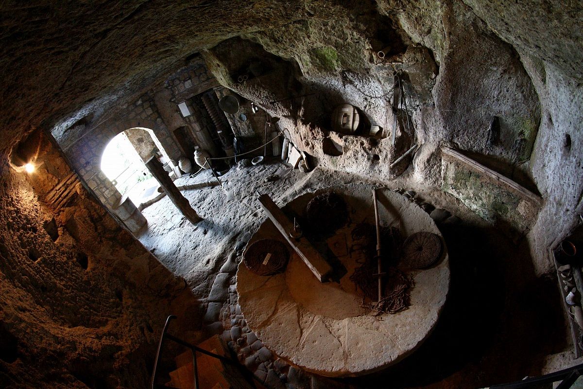 Il mulino millenario (Civita)