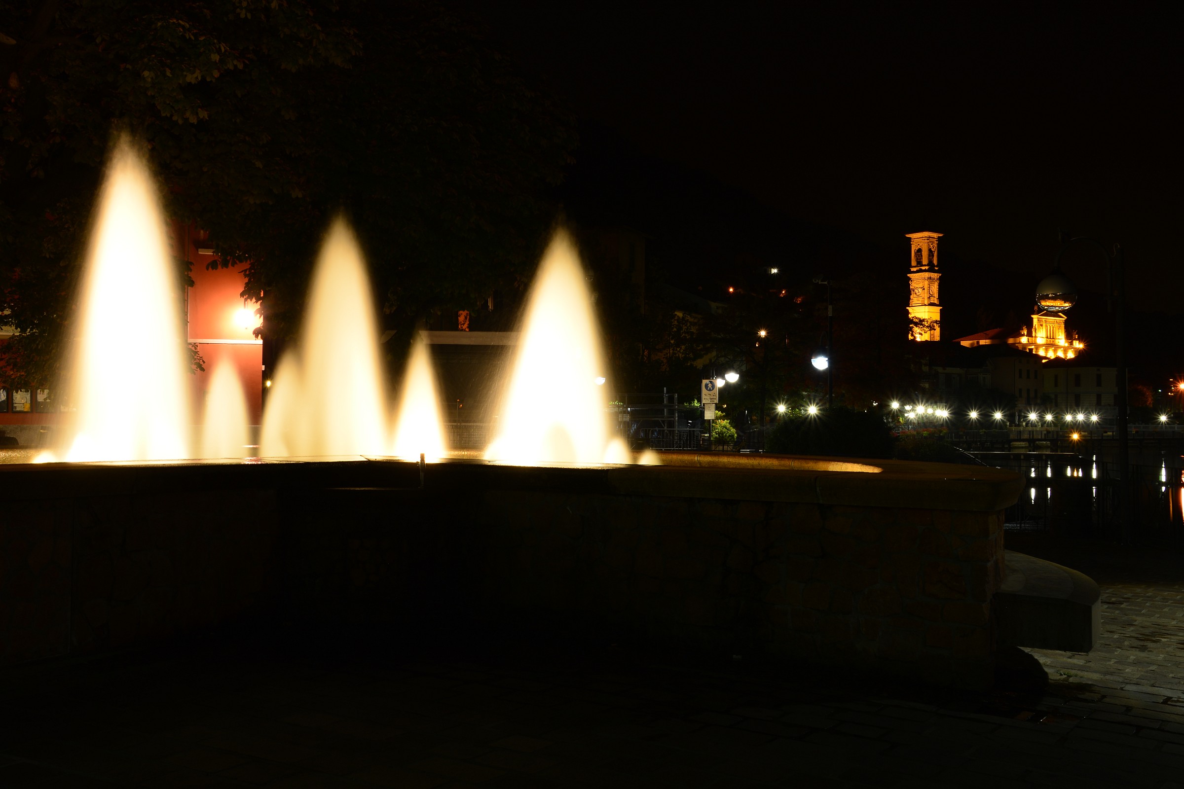 Porto Ceresio 3 ottobre 2014 ore 22.24