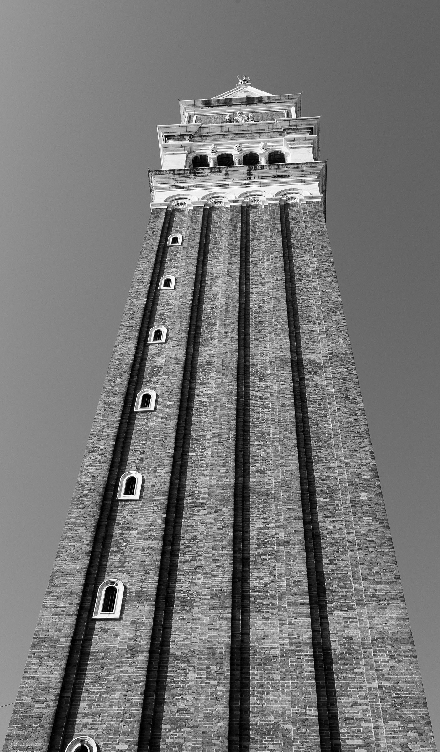 Le linee del Paron De Casa