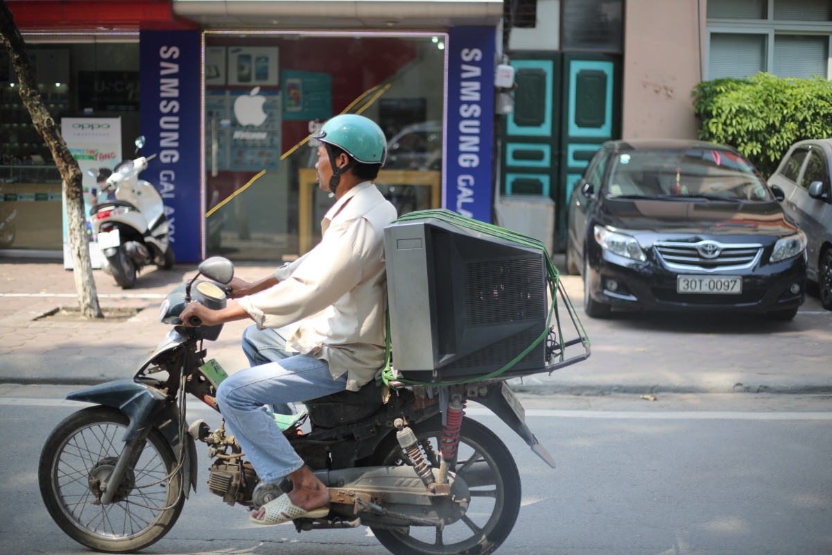In strada ad Hanoi 5