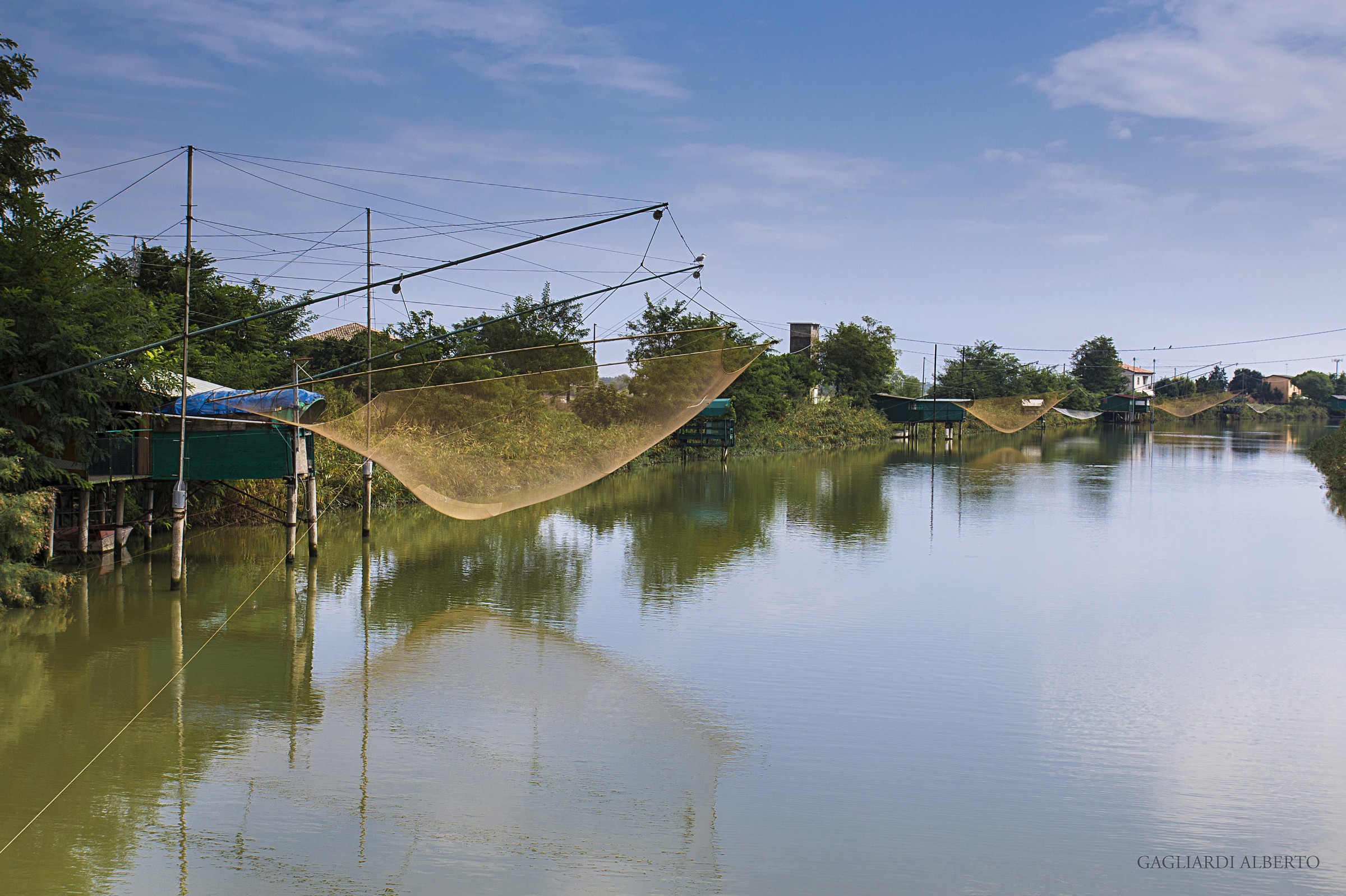 Bilance sul canale di destra del Reno