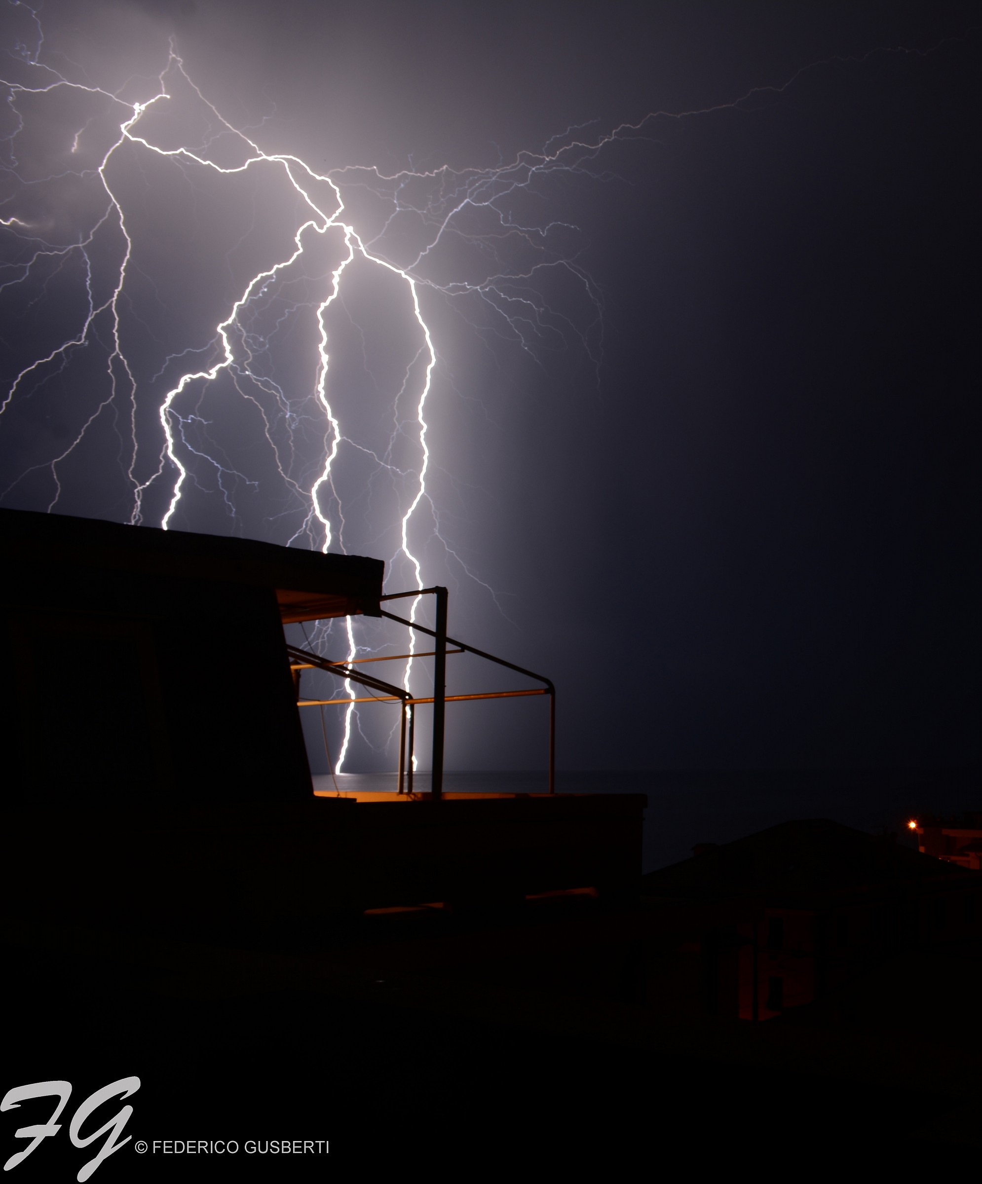 Il fulmine e il mare